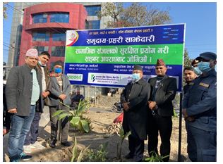 कामना सेवा विकास बैंकद्वारा महानगरीय प्रहरी वृत्त मालीगाउँलाई जनचेतना मूलक बोर्डहरु हस्तान्तरण