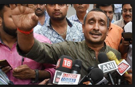 भाजपाका विधायक कुलदीप सिंह सेन्गर सगैँ दश जनाविरुद्ध मुद्दा दायर