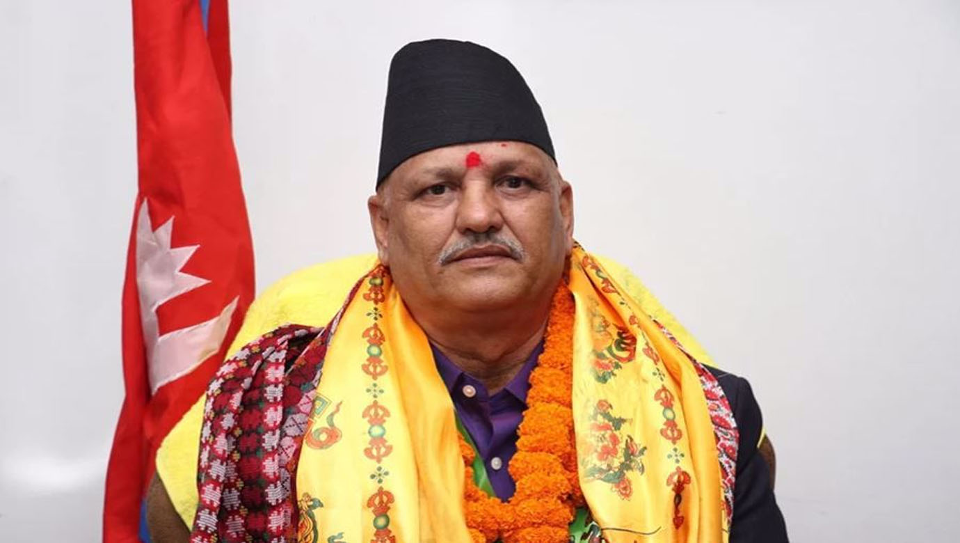 मन्त्री भट्टद्वारा उखु किसानलाई  ढुक्क भएर घर फर्किन आग्रह