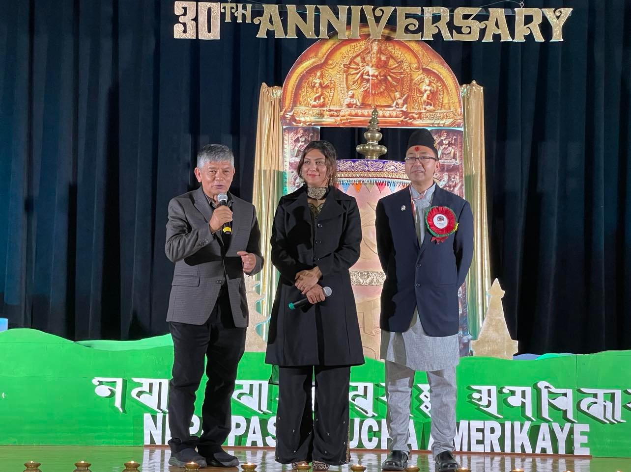 अमेरिकामा मदन कृष्ण श्रेष्ठ तथा इन्दिरा जोशीको ह्यापी हर्ट नामक गीत बिमोचन