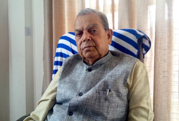 ८ निवर्तमान सांसदद्वारा  महन्थ ठाकुरले बोलाएको बैठक बहिष्कार