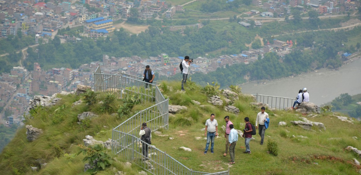पर्यटकीय गन्तव्य बन्दै मानहुँकोट
