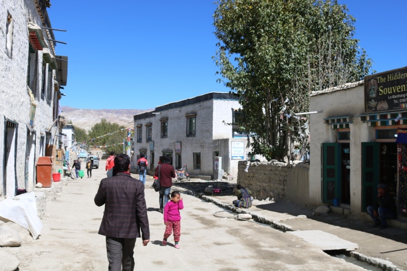 नौ महिनापछि मुस्ताङमा खुले होटल, आन्तरिक पर्यटकहरु चहलपहल बढ्दो