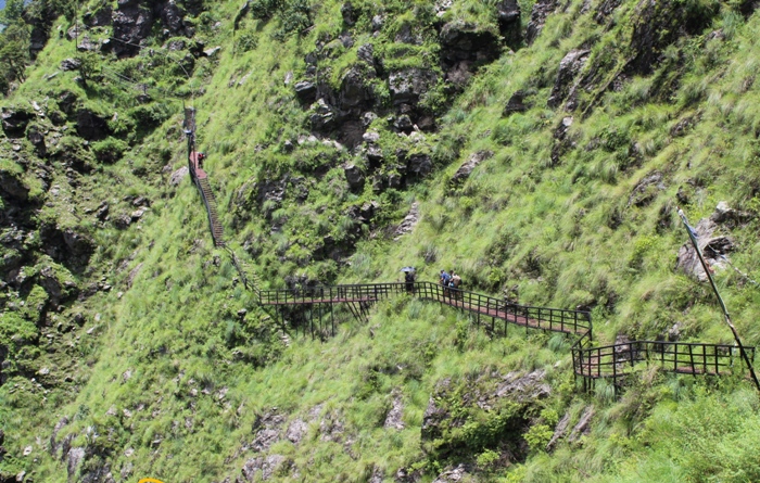 ल्हाक्याप भीरमा ‘फलामे गोरेटो’