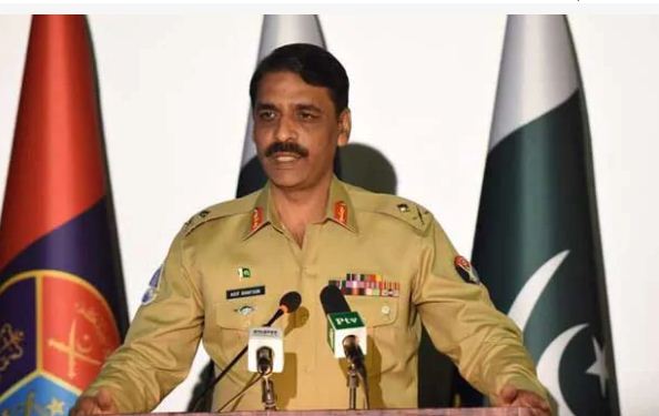 पाकिस्तानी आर्मी मेजरको एक ट्वीटले भारतमा देखिएको हल्ला