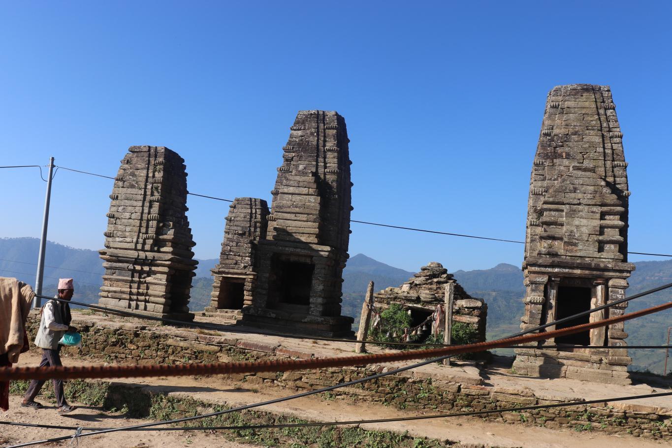 उचित संरक्षणको अभावमा पञ्चदेवल