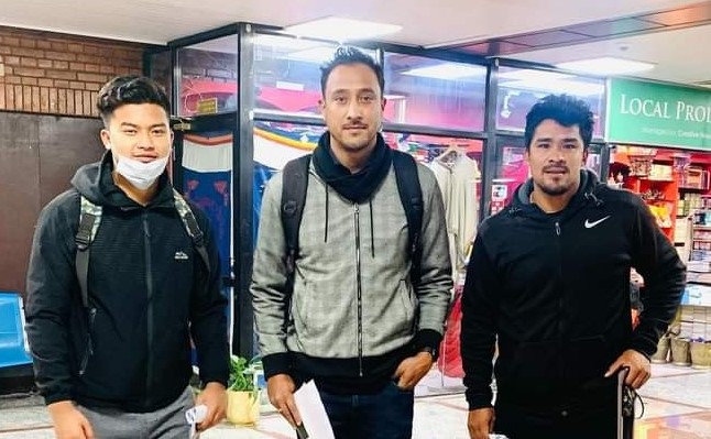 टी–१० क्रिकेट लिग खेल्न पारस, कुशल र करण युएई प्रस्थान