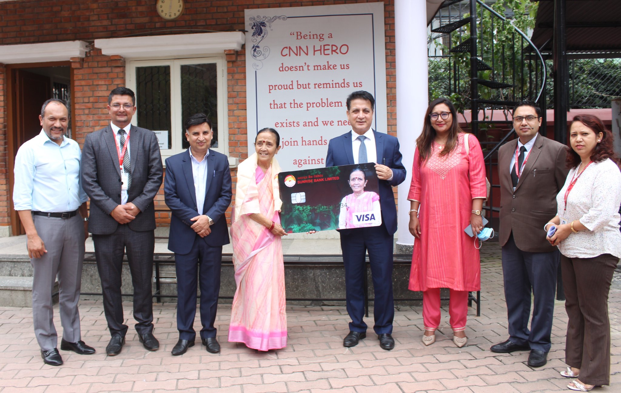 सन्राइज बैंकका ग्राहकहरुले अब आफ्नै फोटो आफ्नै कार्डमा राख्न सकिने सुविधाको शुरुवात