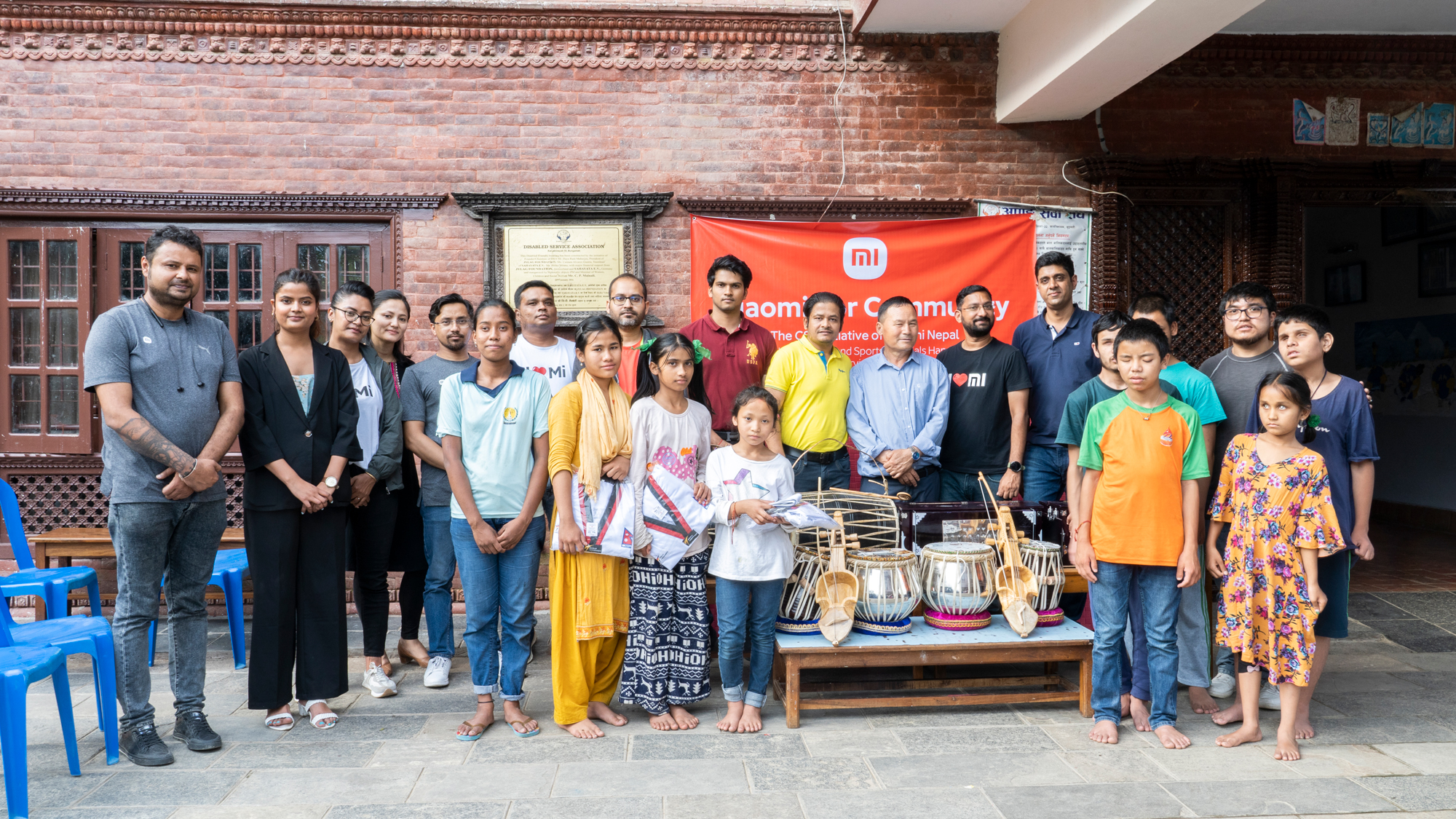 डिसएबल्ड स्ट्युडेन्ट एसोसिएसनलाई शाओमी नेपालको सहायता