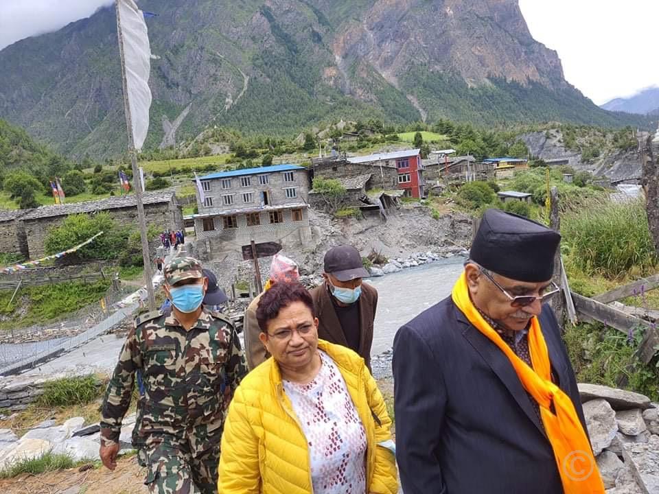 प्रचण्ड–पम्फा भुसाल सहित ४ मन्त्री टोली मनाङमा