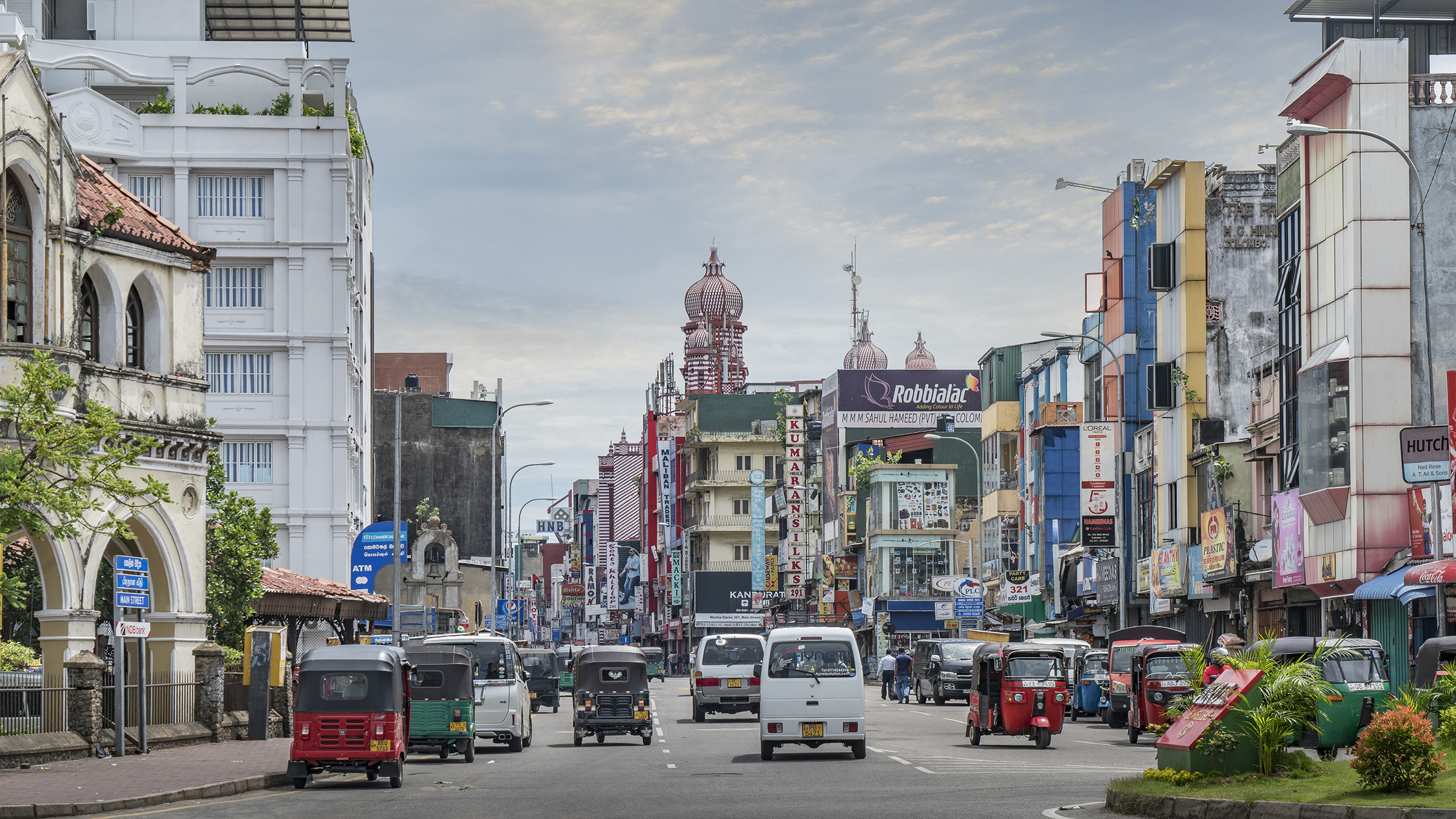 श्रीलंकाले आर्थिक संकटमा फसेपछि बाह्य ऋण भुक्तानी नगर्ने निर्णय गरेसंगै नेपालका बैंक वित्तीय संस्थाको लगानी जोखिममा
