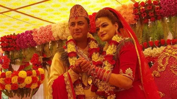 निर्देशक भट्टराई र अभिनेत्री दीपिका प्रसाइँले गरे बिहे