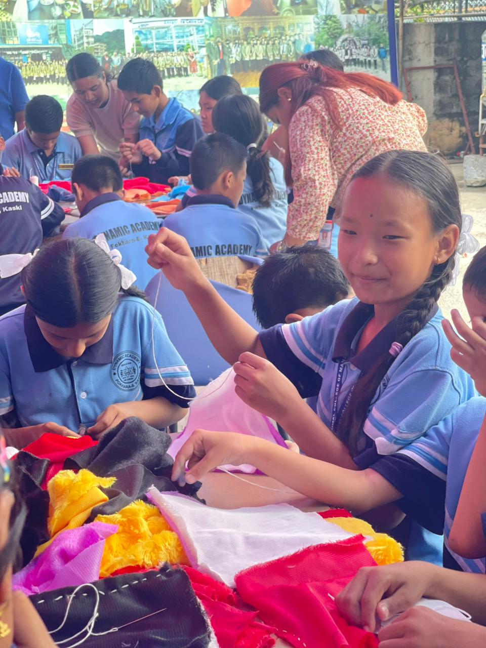 हिमाल युथ विज फेस्टिवल: विद्यार्थीलाई उत्पादनदेखि बिक्रीसम्मको अभ्यास