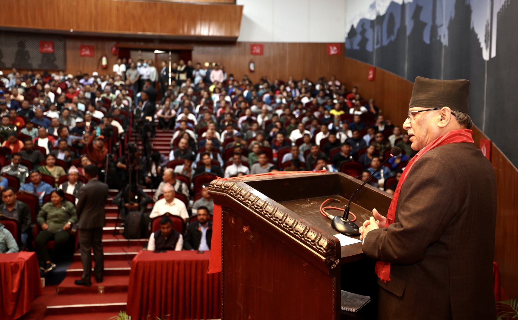 प्रम एवम् पार्टी अध्यक्ष प्रचण्ड–सम्बोधन
