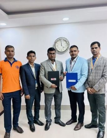 मल्टीपर्पस फाइनान्स क्रसबोर्डर व्यवसायिक सम्झौता गर्नेमा पहिलो