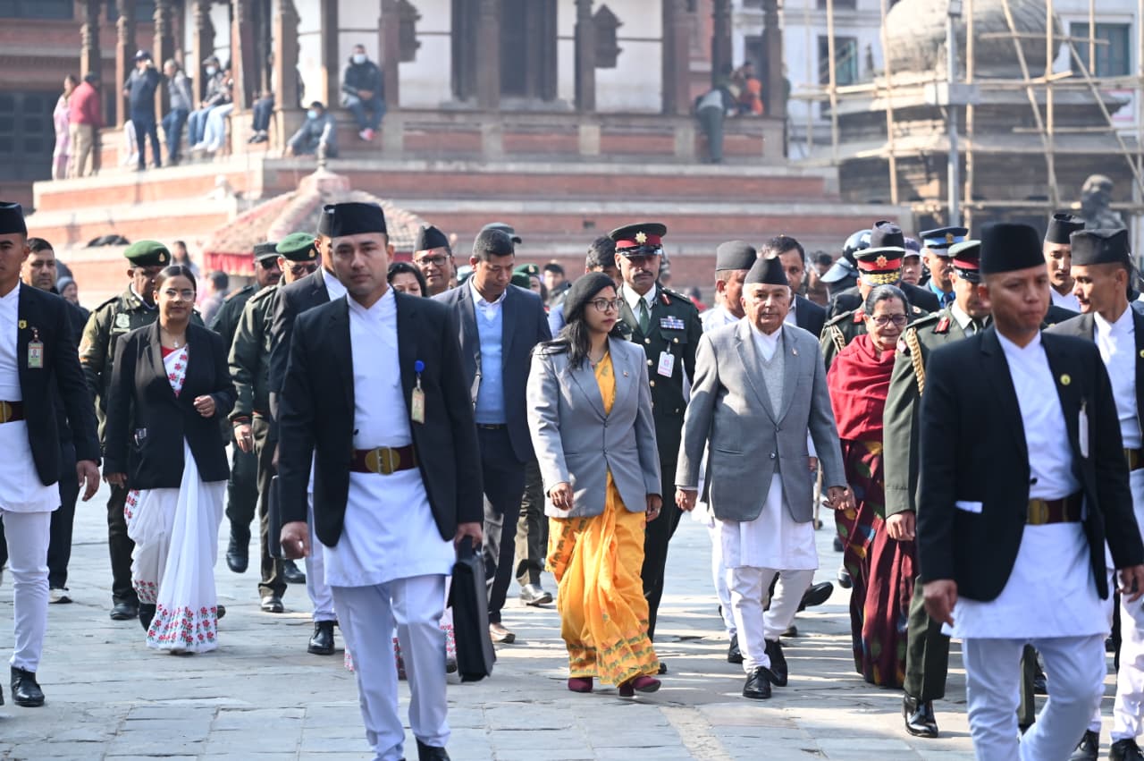 राष्ट्रपति पौडेलद्वारा हनुमानढोकामा वसन्त श्रवण (तस्बिरहरु)
