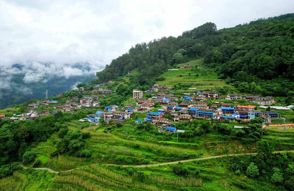पर्यटक लोभ्याउँदै अन्नपूर्ण फेरोका २७ गाउँमा घरबास