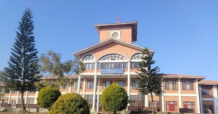 प्रश्नपत्र सार्वजनिक गरेको अभियोगमा पक्राउ