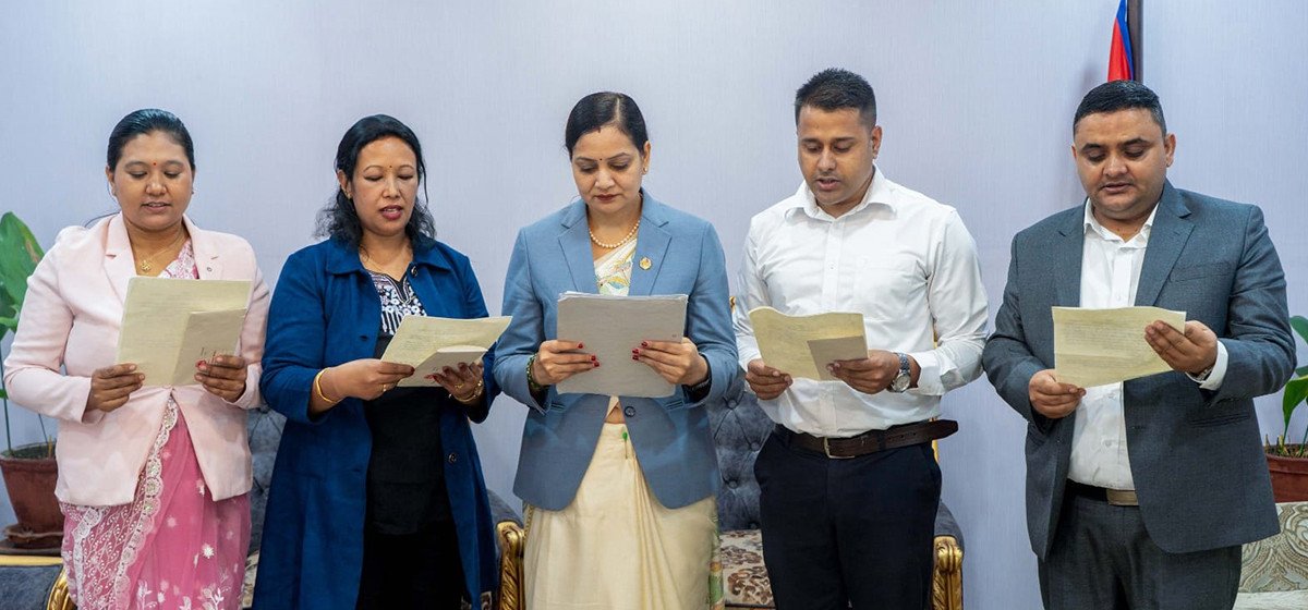 सरकारद्वारा फार्मेसी परिषद्मा चार सदस्य नियुक्त