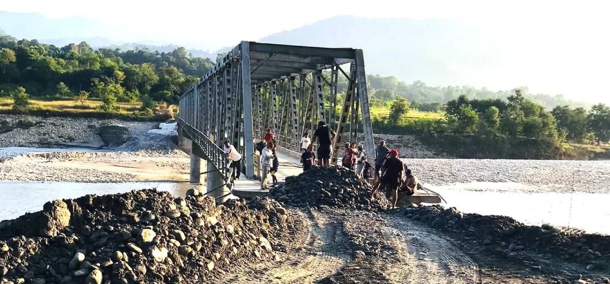 डेढगाउँ जोड्ने कालीगण्डकीको पुल सञ्चालन