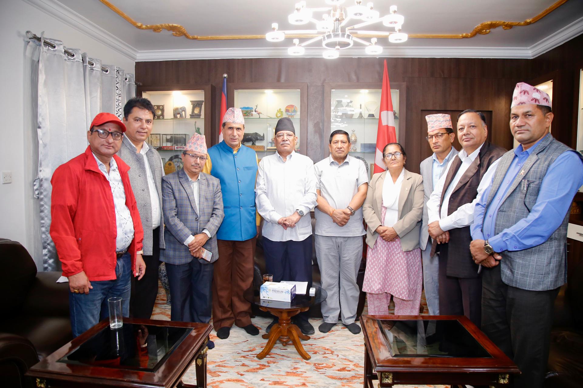 शिक्षकका मागमा सरकार बहानाबाजी नगरोस् भनेर सदनको अवरोध हटाएका हौंः प्रचण्ड