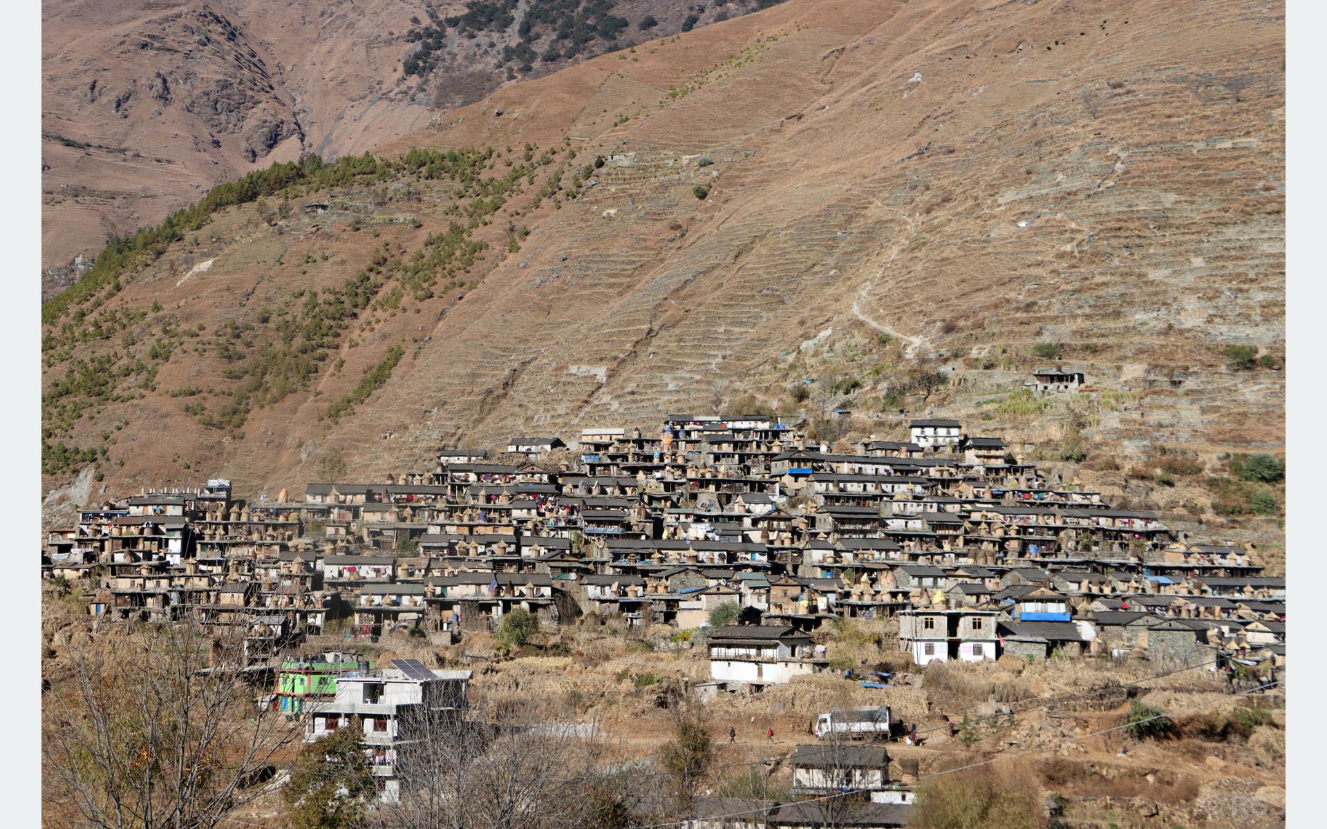 रुकुम पूर्वको तकसेरा गाउँ