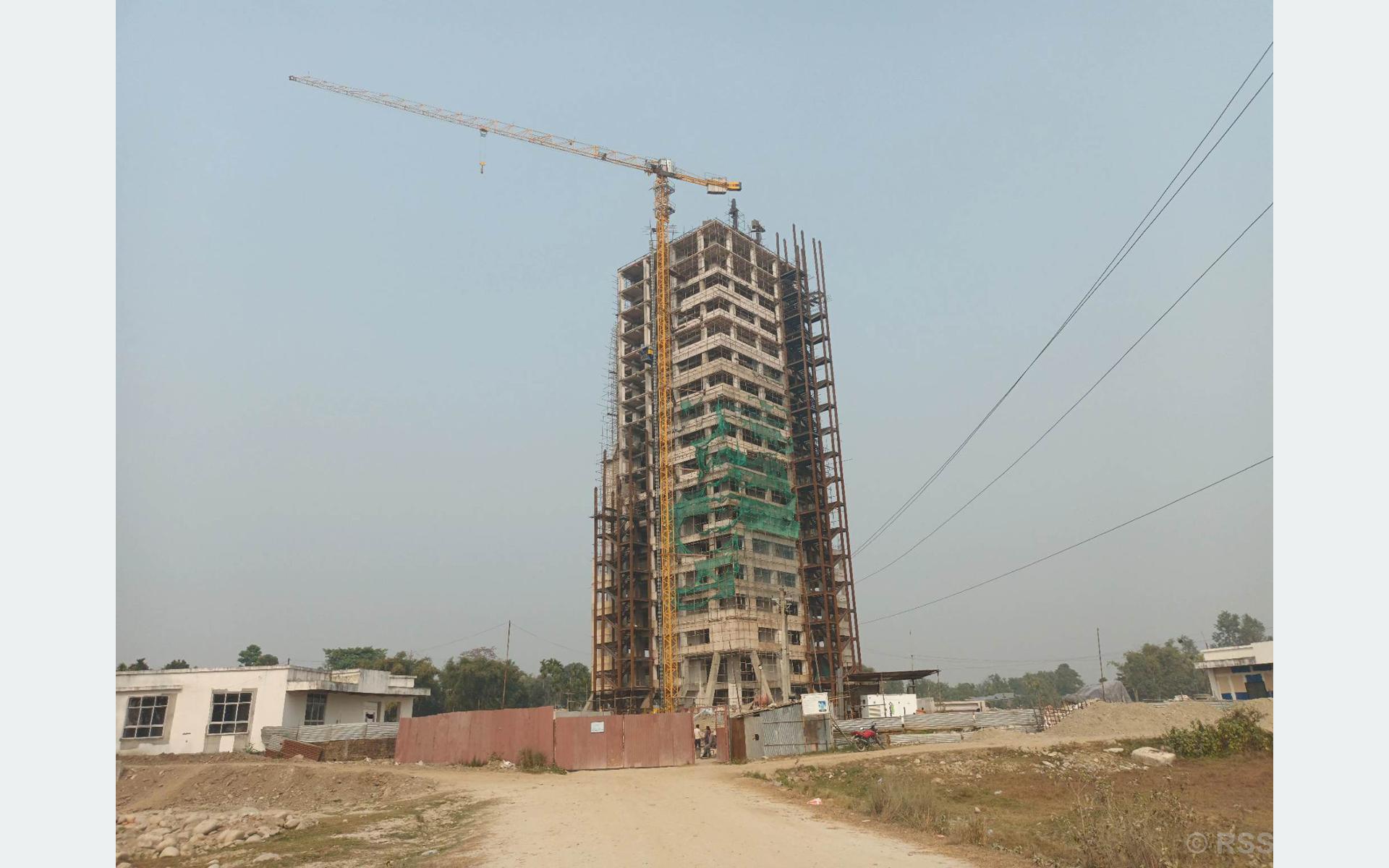 ‘दमक भ्यूटावर ’