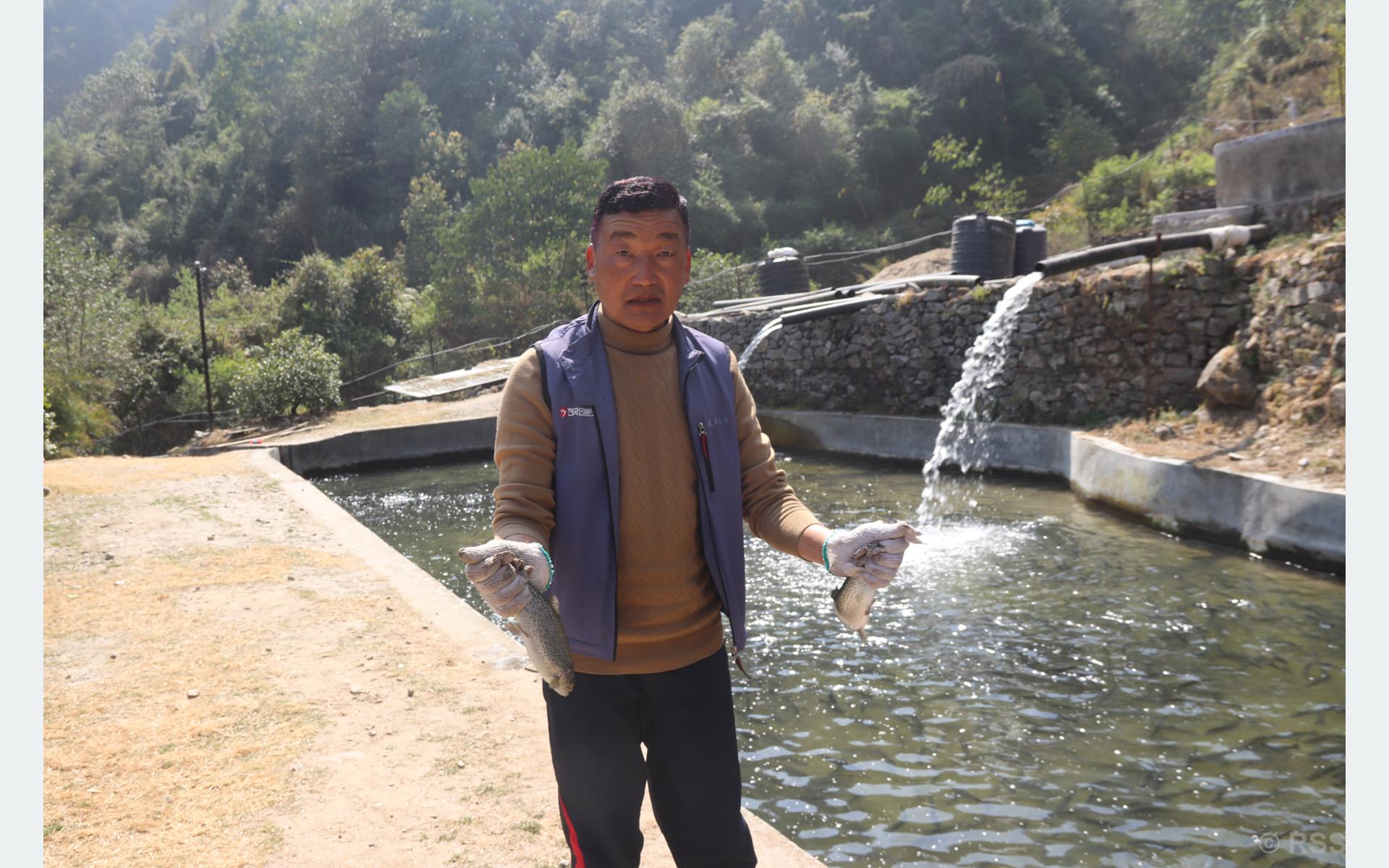 व्यवसाय प्रवर्द्धनबाट आर्थिक प्रगति गर्दै तुलकुमार