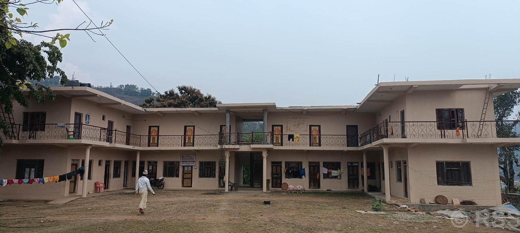 ज्येष्ठ नागरिक केन्द्र भवन