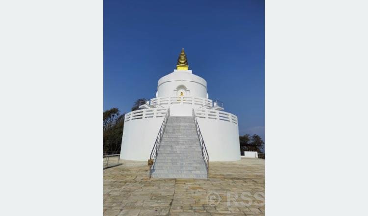 पुरानोकोट गढीमा शान्ति स्तूपा