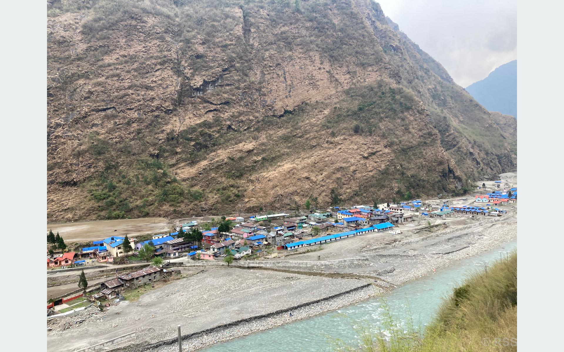 मस्र्याङ्दी किनारमा सुन्दर तालगाउँ