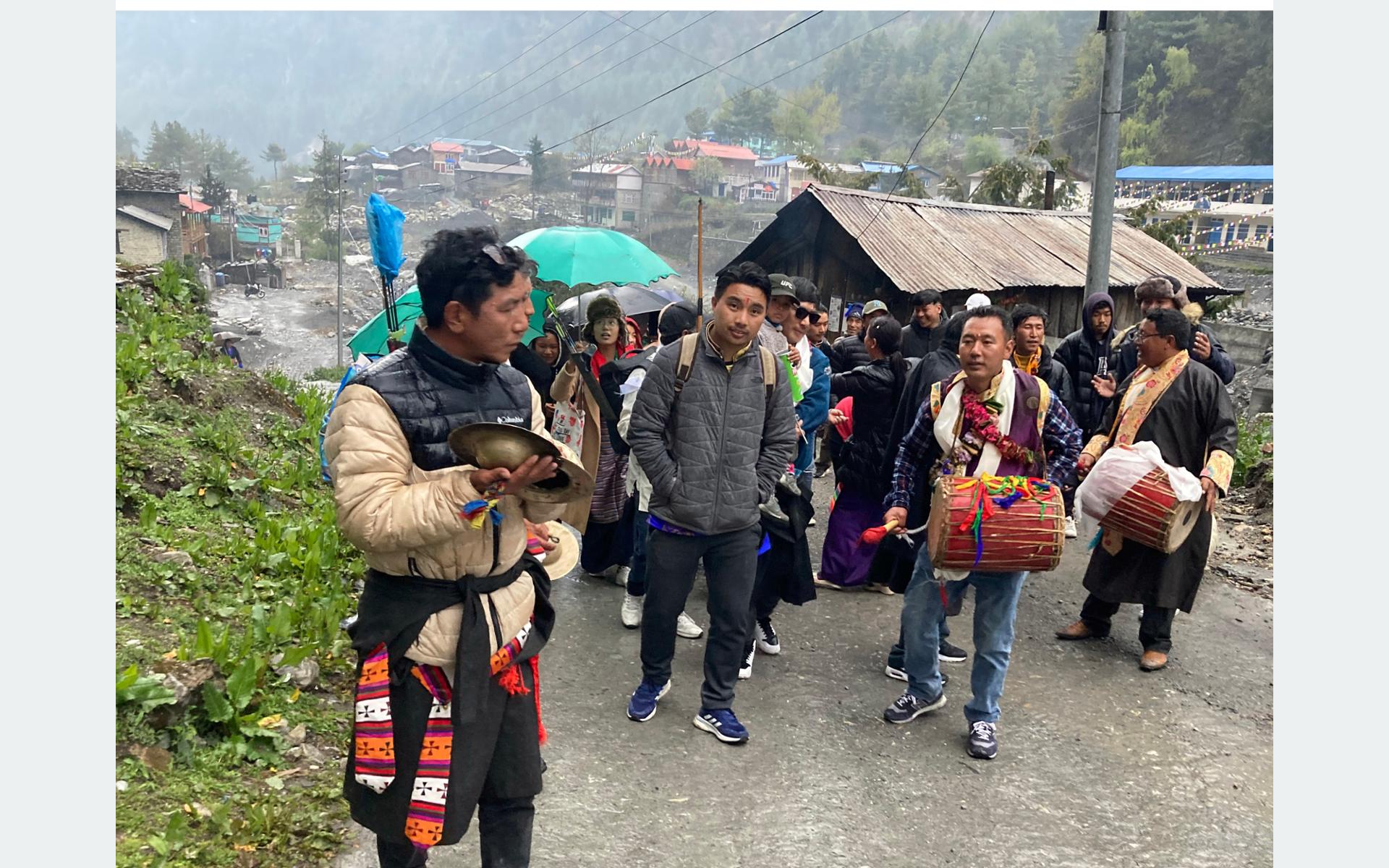 परम्परागत पर्ब धज्याङ मा रमाउँदै चामेबासी