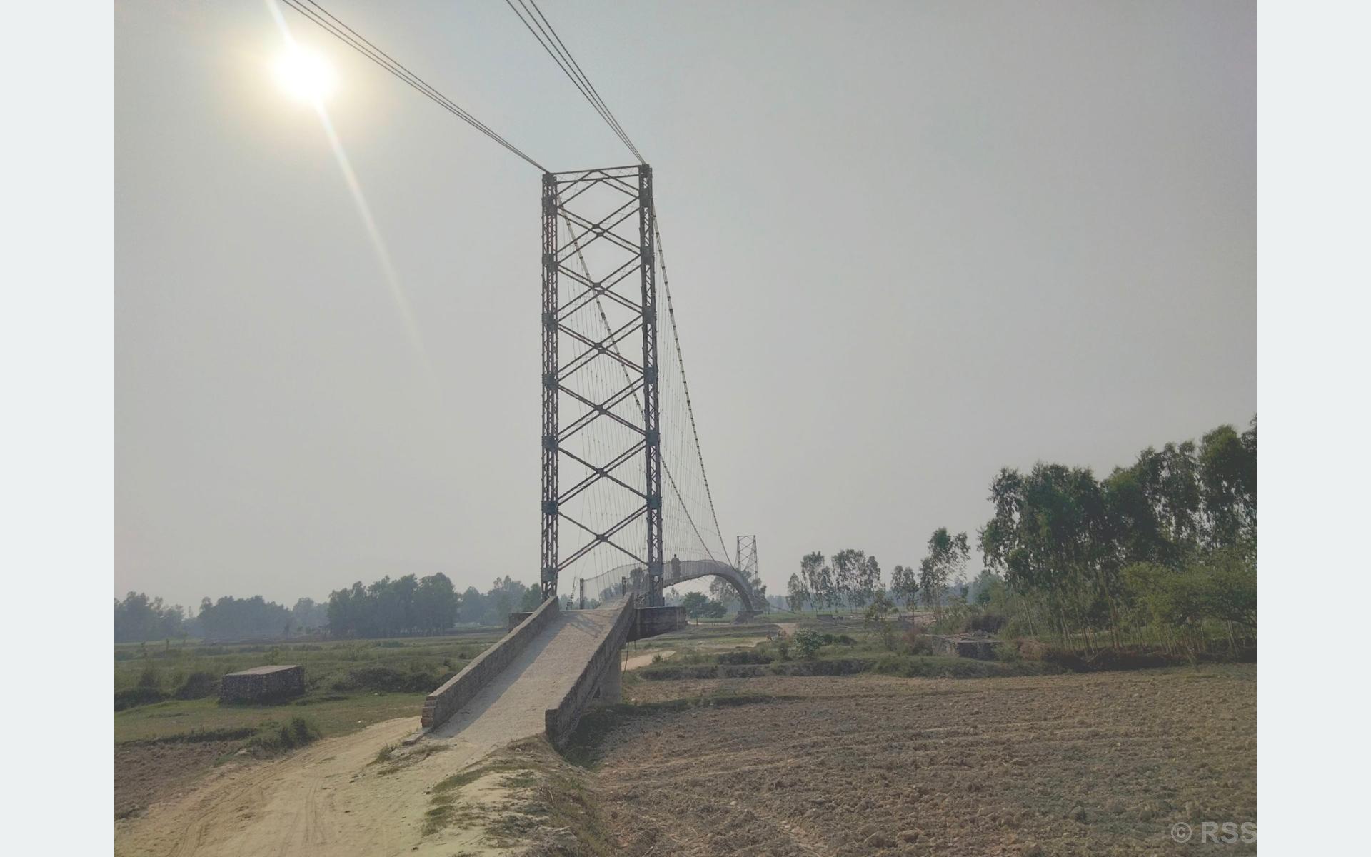 झोलुङ्गे पुल