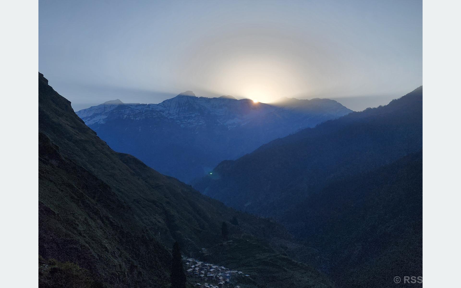 सूर्योदयको दृश्य