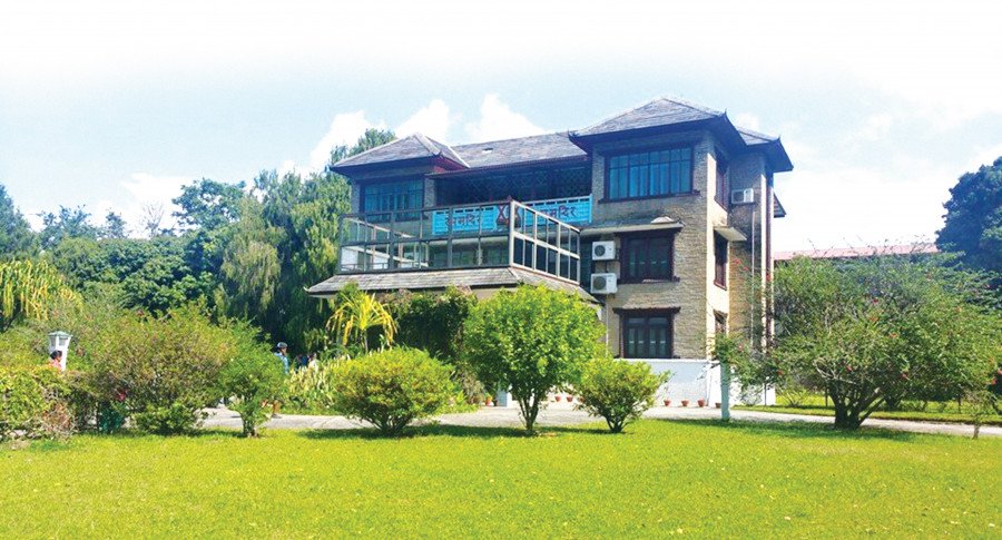 टिकट महँगो भएपछि रत्न मन्दिर छिरेनन् विदेशी
