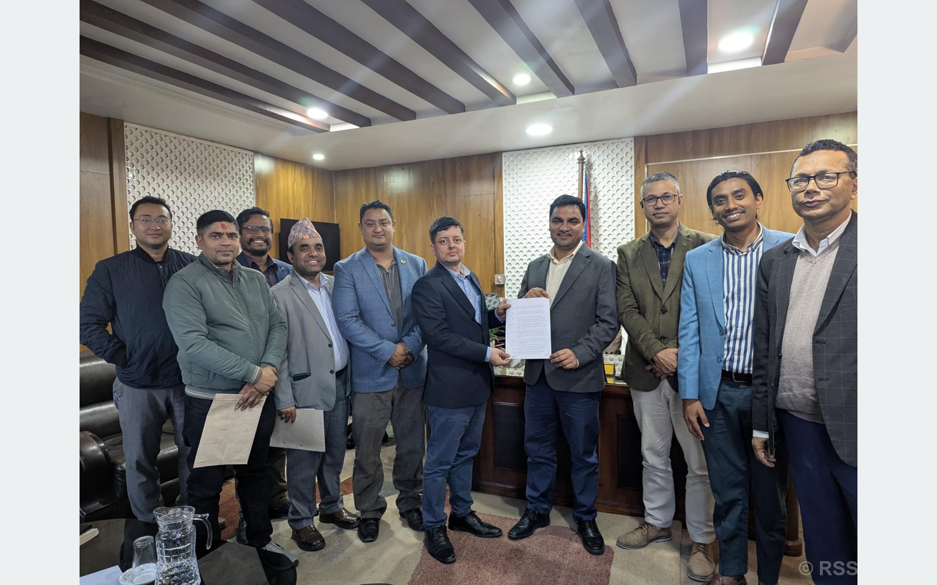 आन्दोलनरत चिकित्सक अब नियमित कार्यमा फर्किने, स्वास्थ्य मन्त्रालयसँग नौ बुँदे सहमति