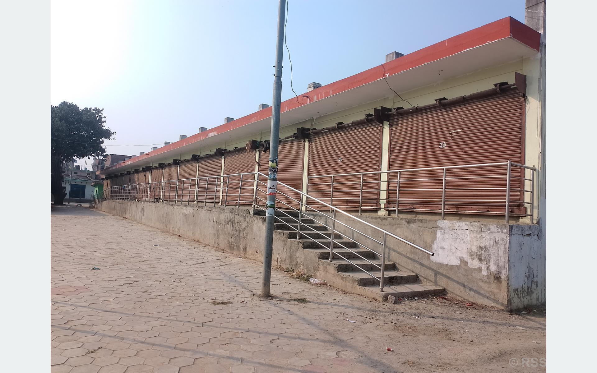 सात करोडको लगानीमा बनेको भवन प्रयोग विहीन