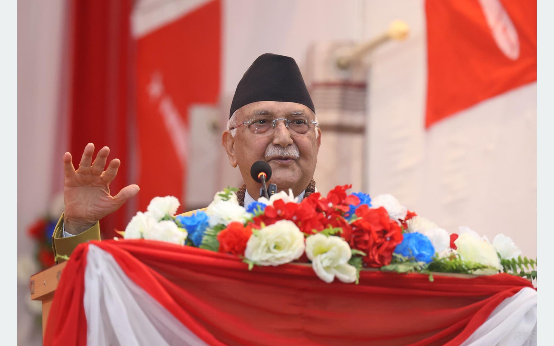अनेरास्ववियुलाई ओलीको सुझाबः अखिल हुँ भन्दै कार्ड देखाएर धम्क्याउने काम गर्नु हुँदैन