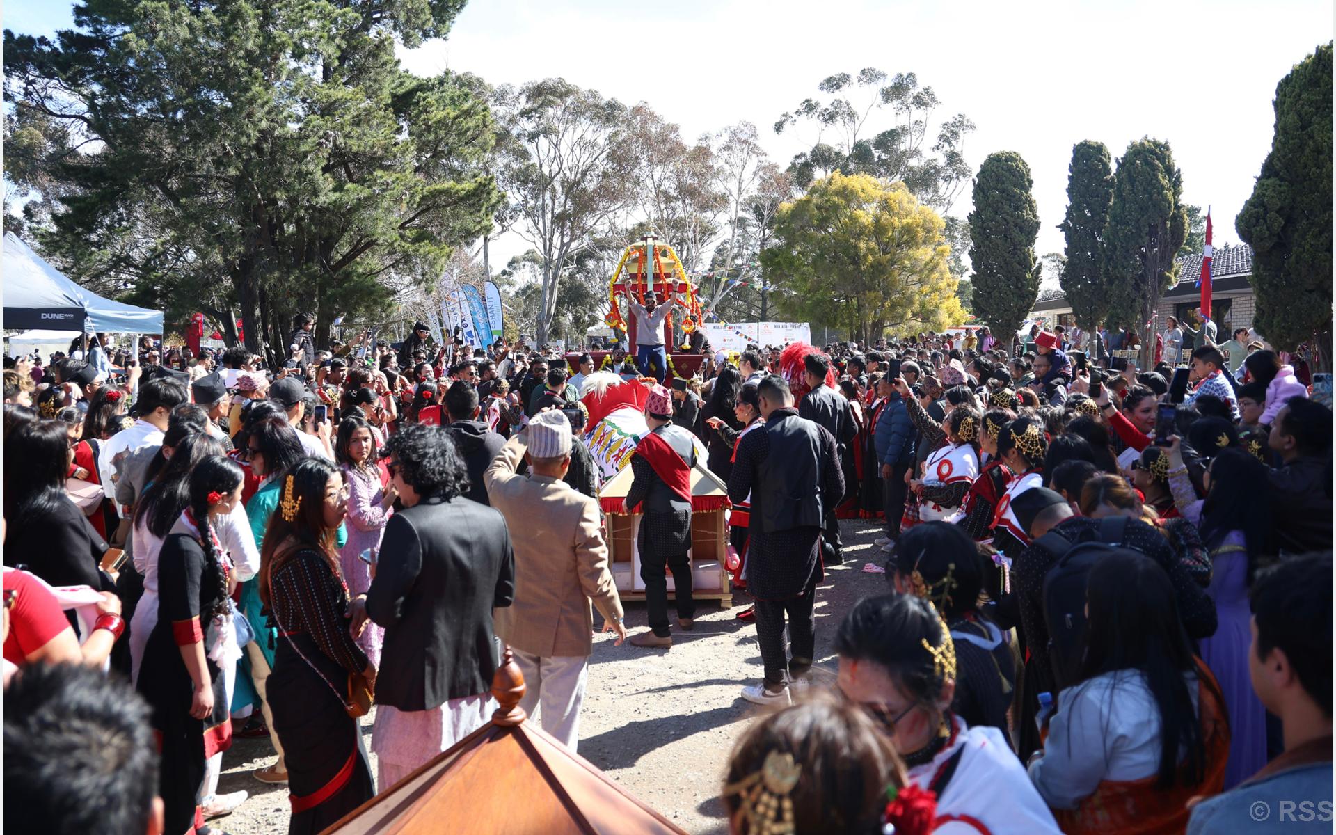 अस्ट्रेलियाको मेलबर्नमा मनाइयो इन्द्रजात्रा (तस्बिरहरु)