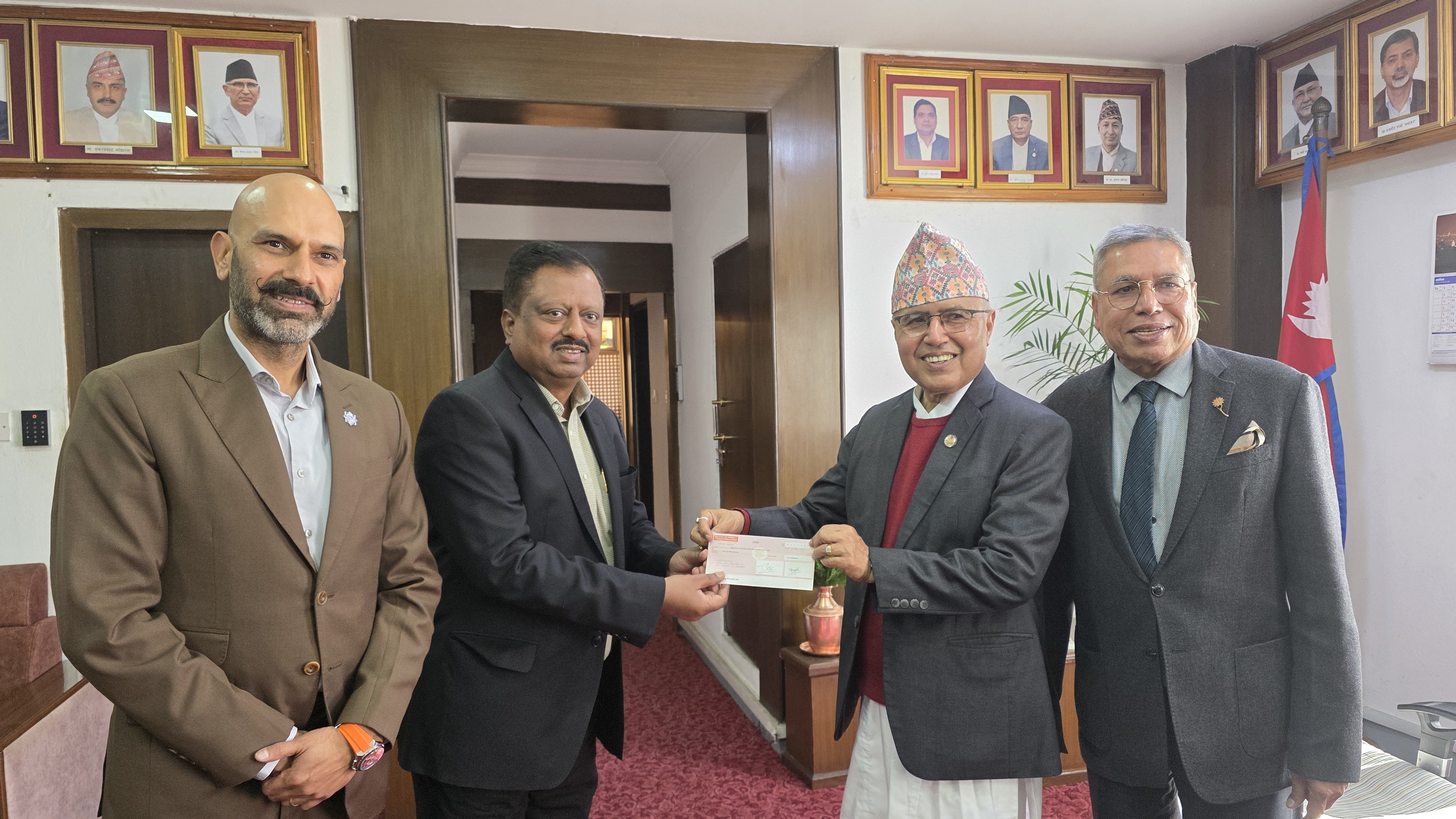 नेपाल लाइफद्वारा भौतिक पूर्वाधार पुर्ननिर्माण कोषमा १ करोड ५० लाख सहयोग