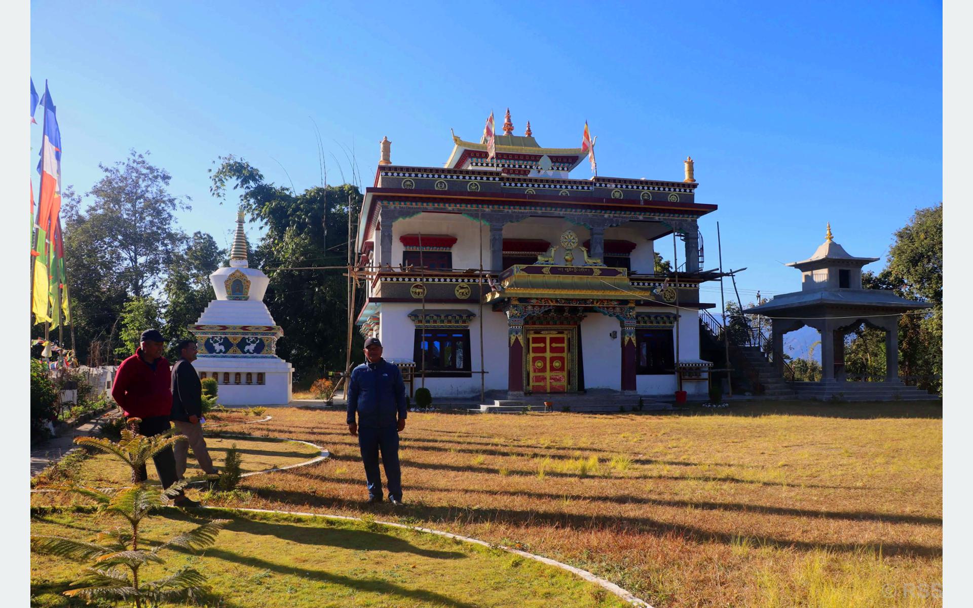 स्थानीयको पहलमा ‘पेमा छ्योलिङ गुम्बा’ निर्माण