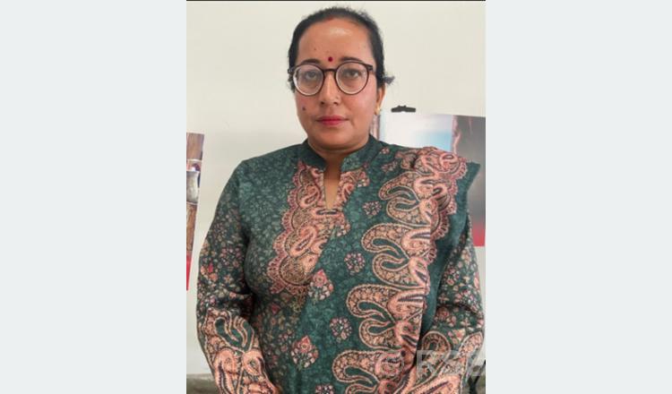 स्वदेशमै दुःख गर्नसके विदेशिनु पर्दैन