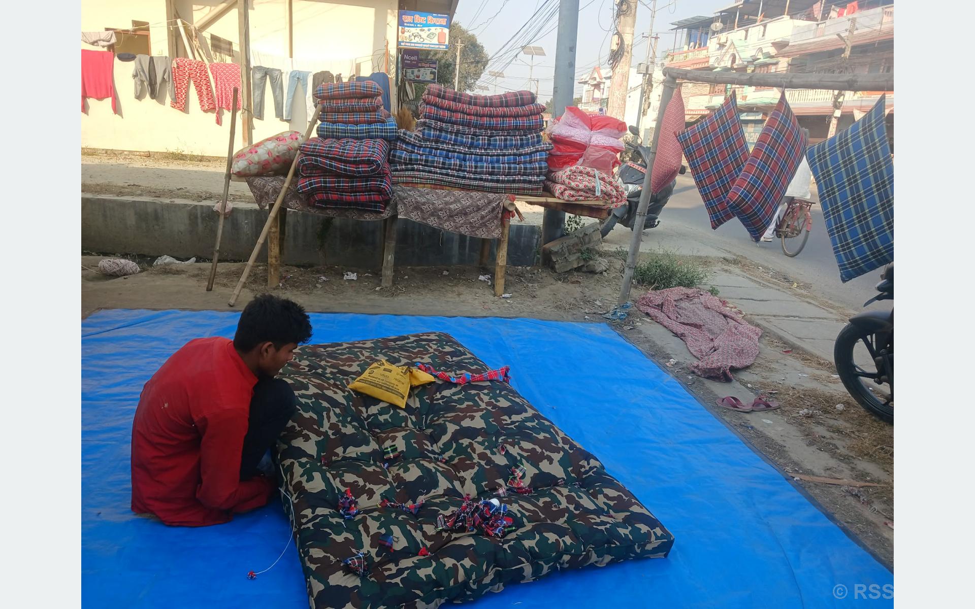 सिरक-डस्ना बनाउने व्यापार धरापमा, माघमा पनि माग घट्यो