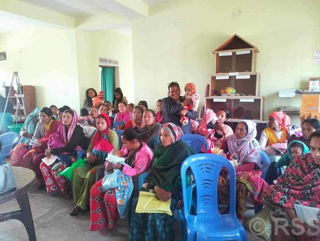 बेल्डाँडी गाउँपालिकाद्वारा छोरी जन्माउने अभिभावकलाई तीन हजार प्रोत्साहन भत्ता