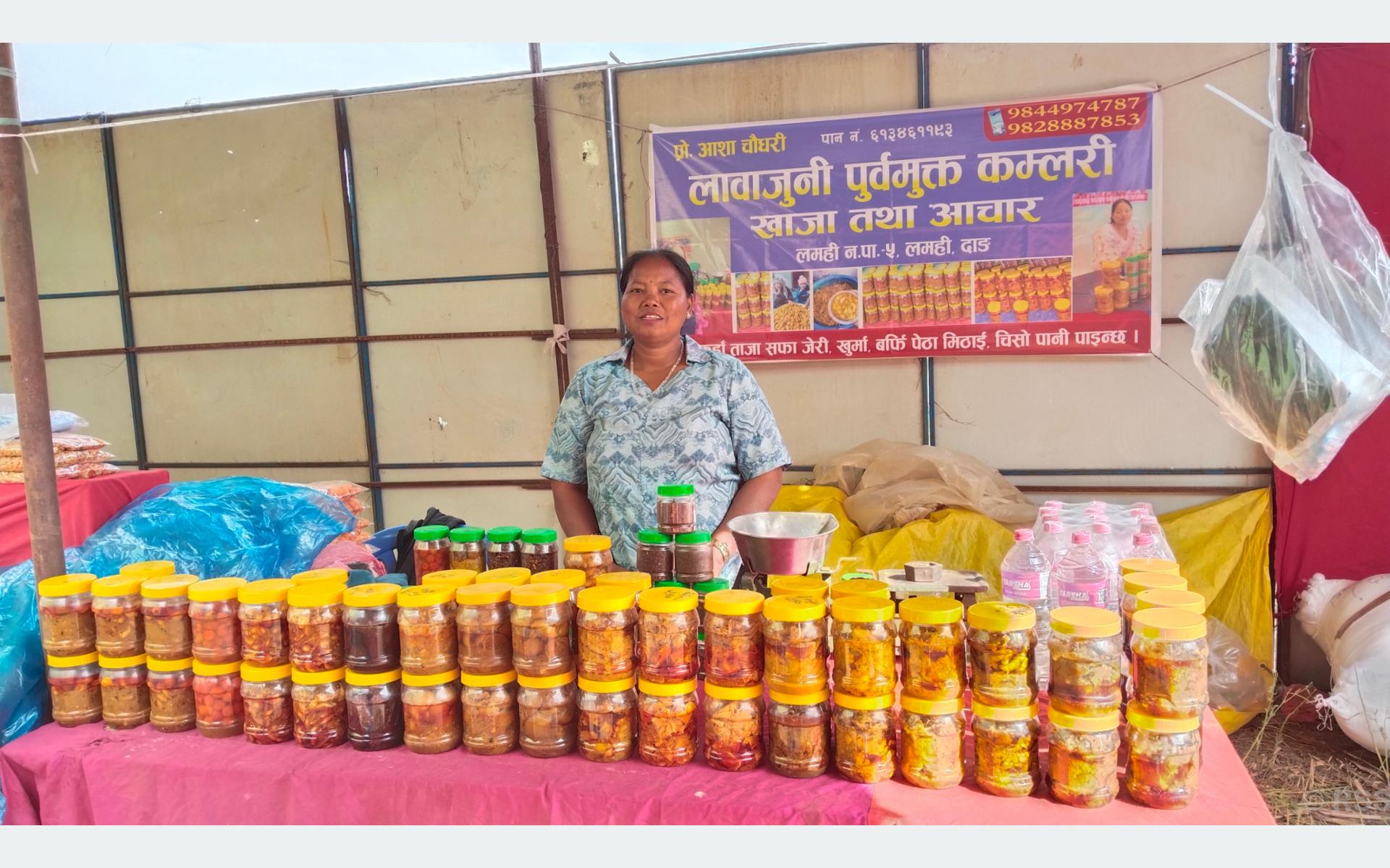 अचार बिक्री गरेर मासिक २५ हजार बढी आम्दानी