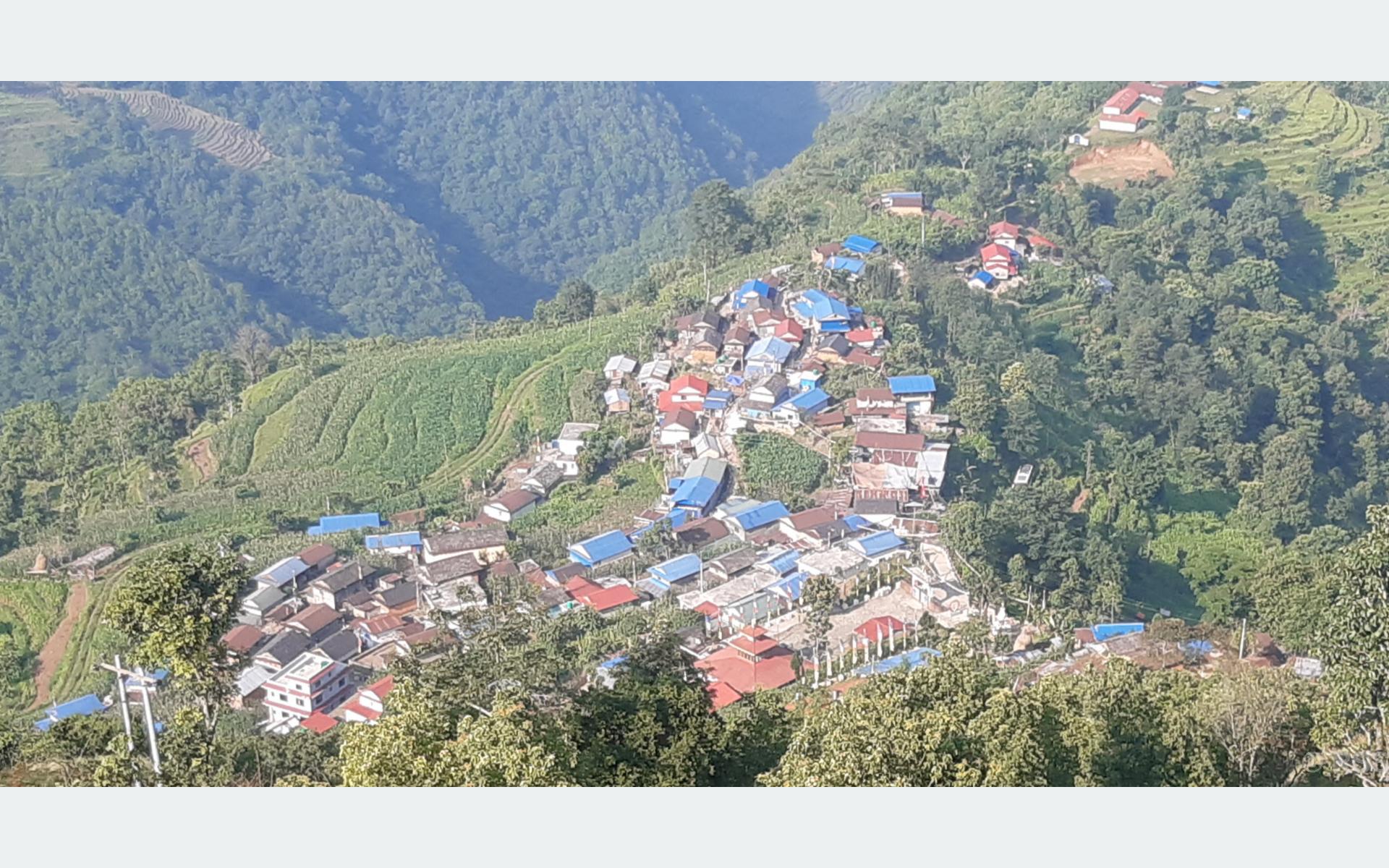 आहा ! मनमोहक श्रीमञ्ज्याङ लामागाउँ
