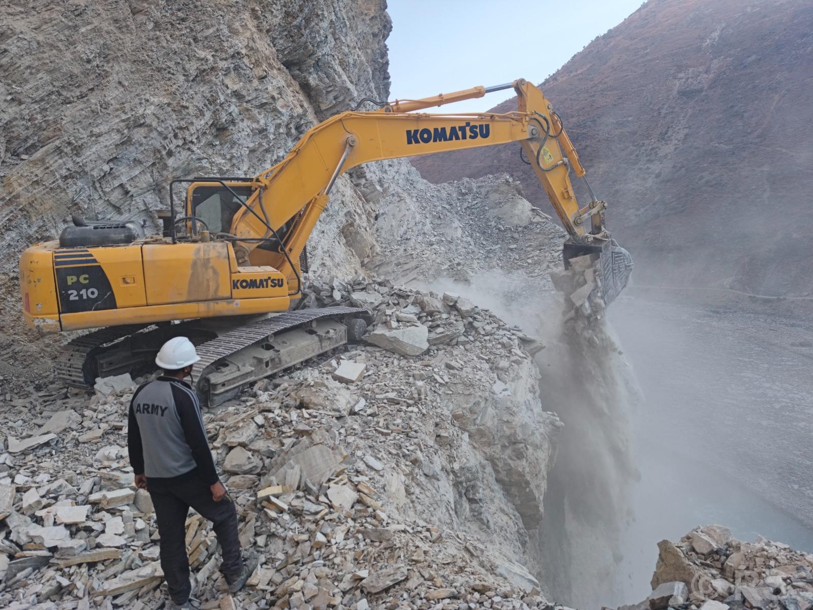 नेपाली सेनाद्वारा ३२ सडक आयोजना सम्पन्न, चौध सय किलोमिटर सडक निर्माण