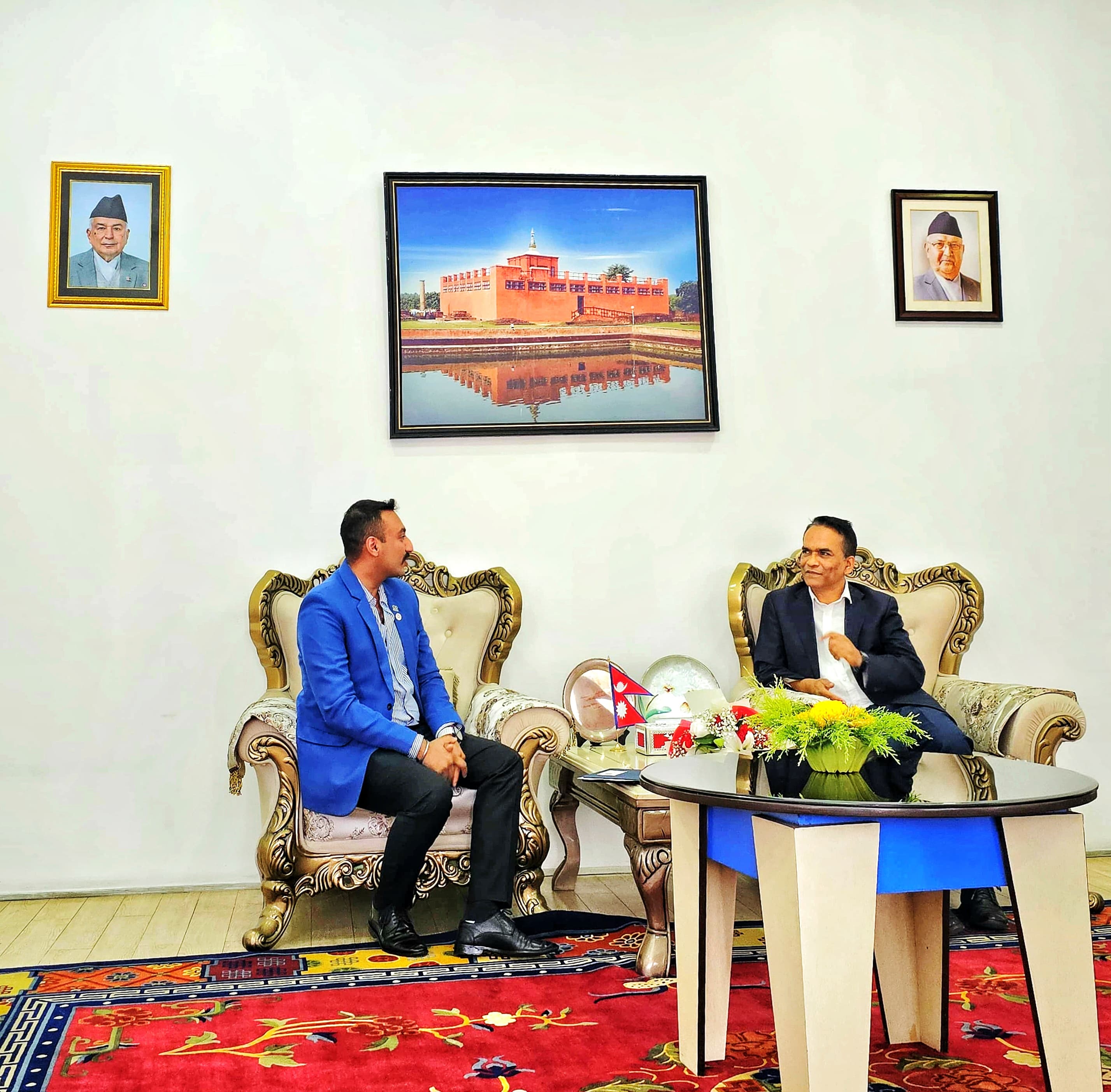 गभर्नर पौडेल र नाडाका अध्यक्ष चौधरीबीच भेटवार्ता, नीतिगत सुधारका लागि पाँच बुँदे सुझाव पेश