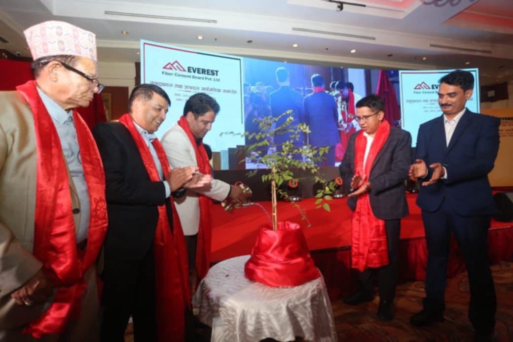 आइएमई ग्रुपको लगानीमा नेपालमै पहिलो फाइबर सिमेन्ट बोर्ड उद्योग सञ्चालन
