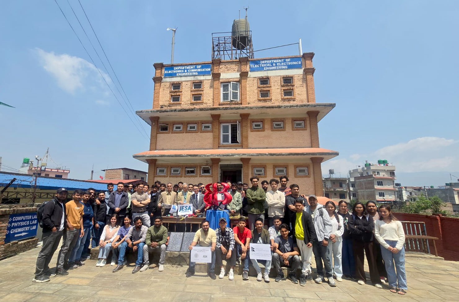 नेपाल इन्जिनियरिङ कलेजमा प्रोटोटाइप सौर्य–वायु हाइब्रिड ऊर्जा टर्बाइन जडान